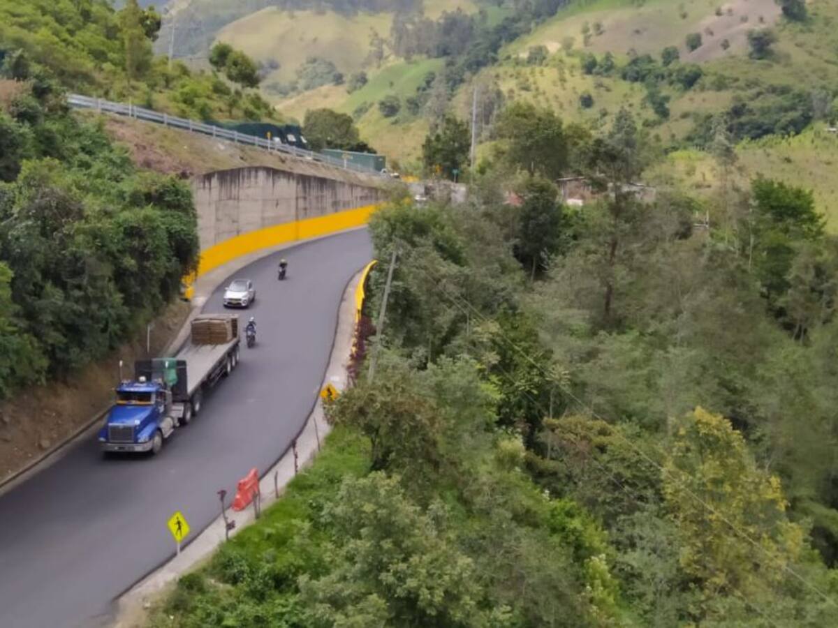 La Línea no esta mal diseñada, hay que tener precaución: Ing. Uriel Orjuela