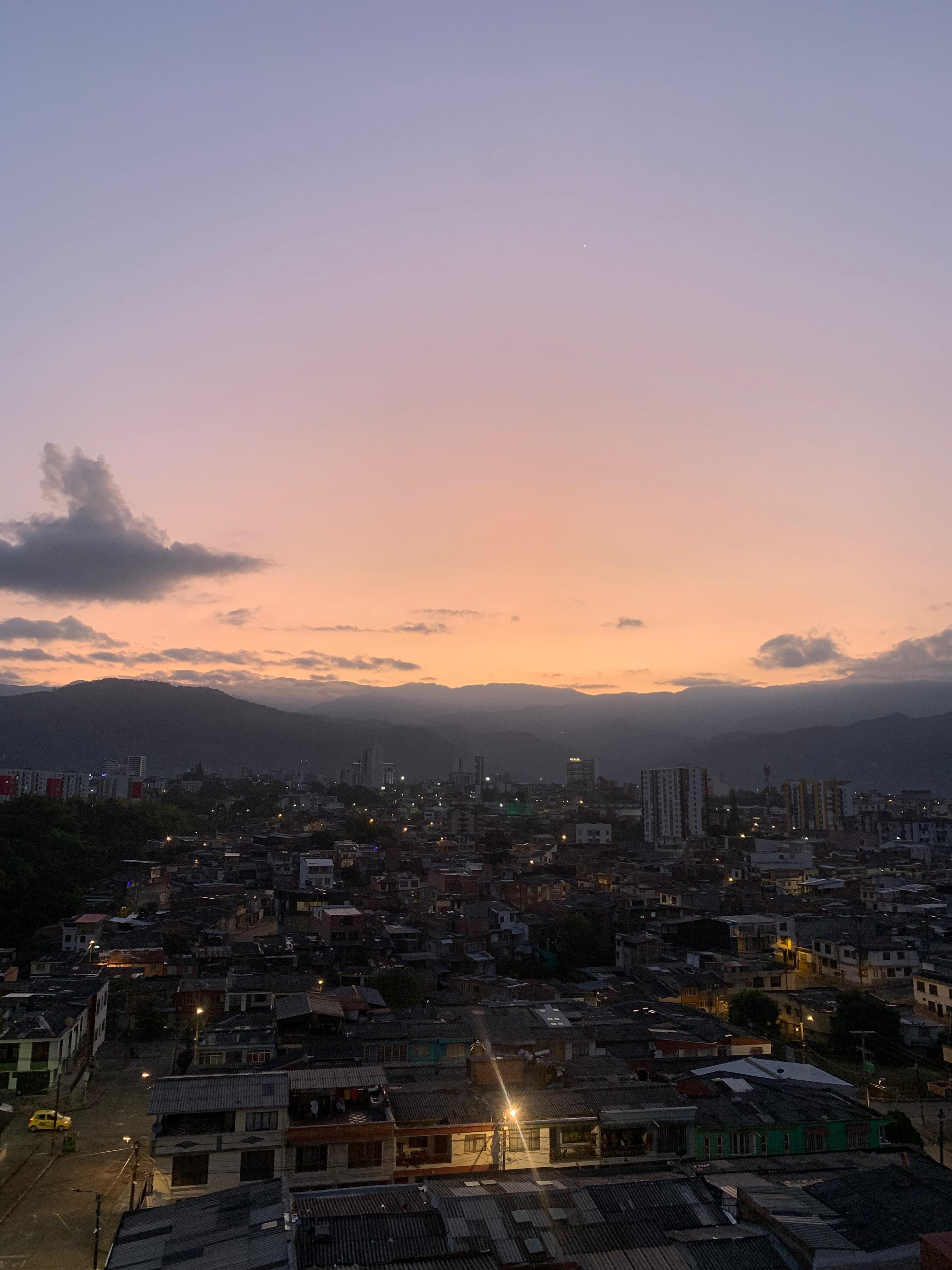 Amanecer en Armenia- Cortesía Juan Pablo Gonzáles