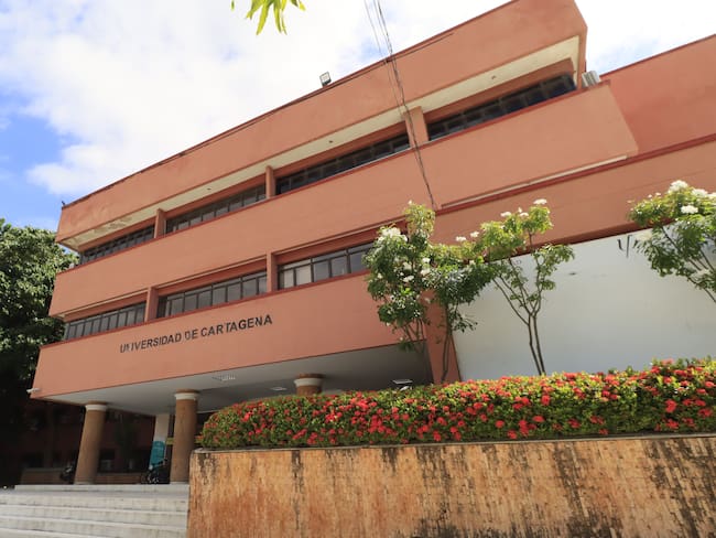 Programa de Economía de la Universidad de Cartagena recibe Acreditación de Alta Calidad