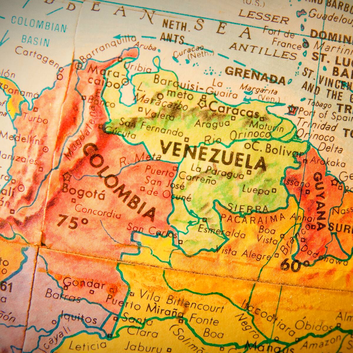 Corte avala acuerdo bilateral entre Colombia y Venezuela para reforzar inversiones