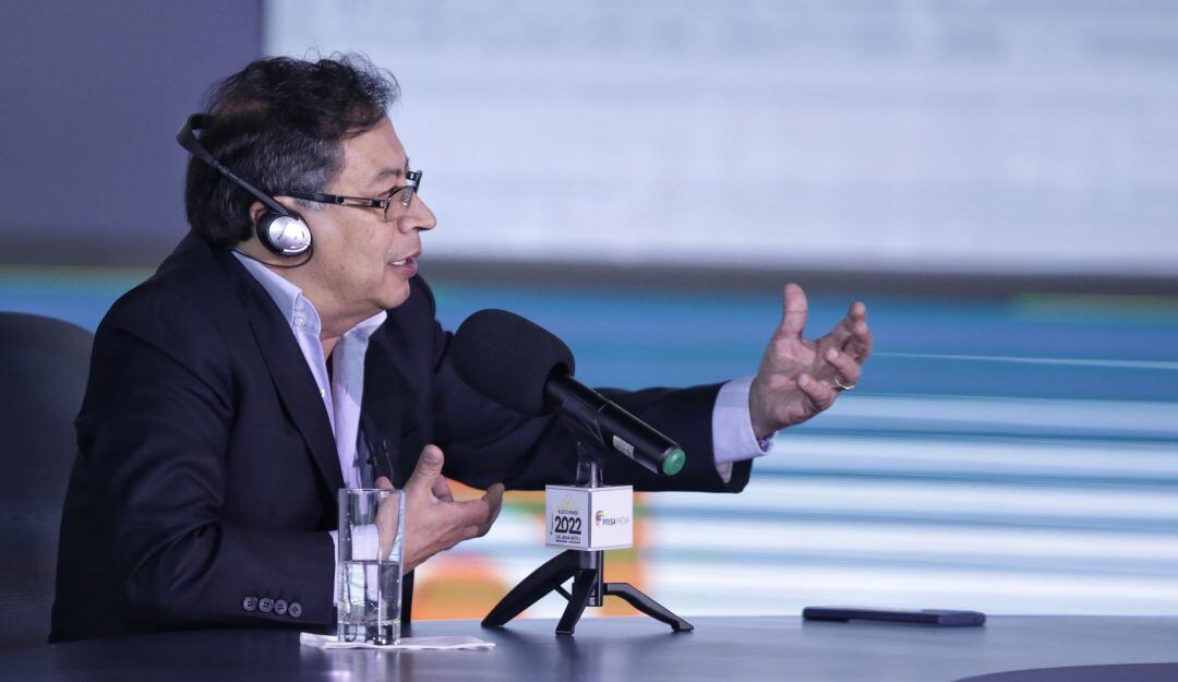 "¿No quieren que auditemos?", Petro sobre polémica por reunión con INDRA