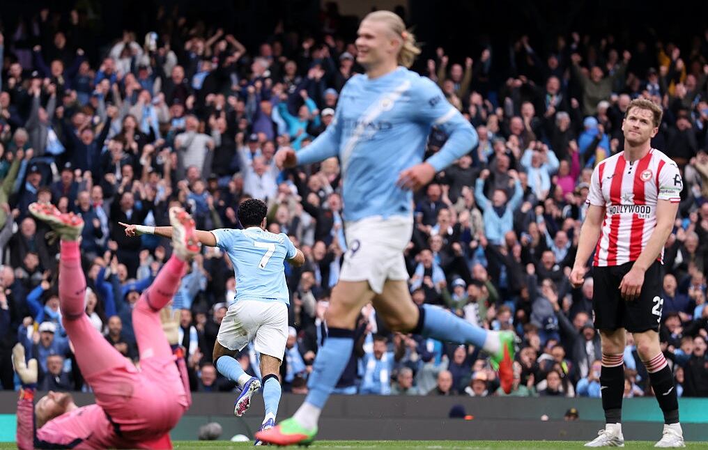 Manchester City vence al Brentford / Getty Images