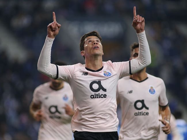 Matheus Uribe celebrando su gol a Feirense en la Copa Portugal 2021