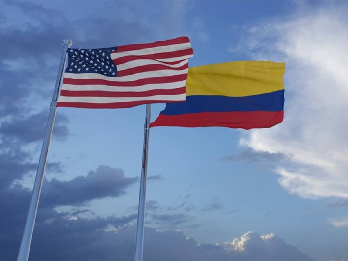 Cónsules en EE.UU. estarían participando en política a favor de Juan David Vélez