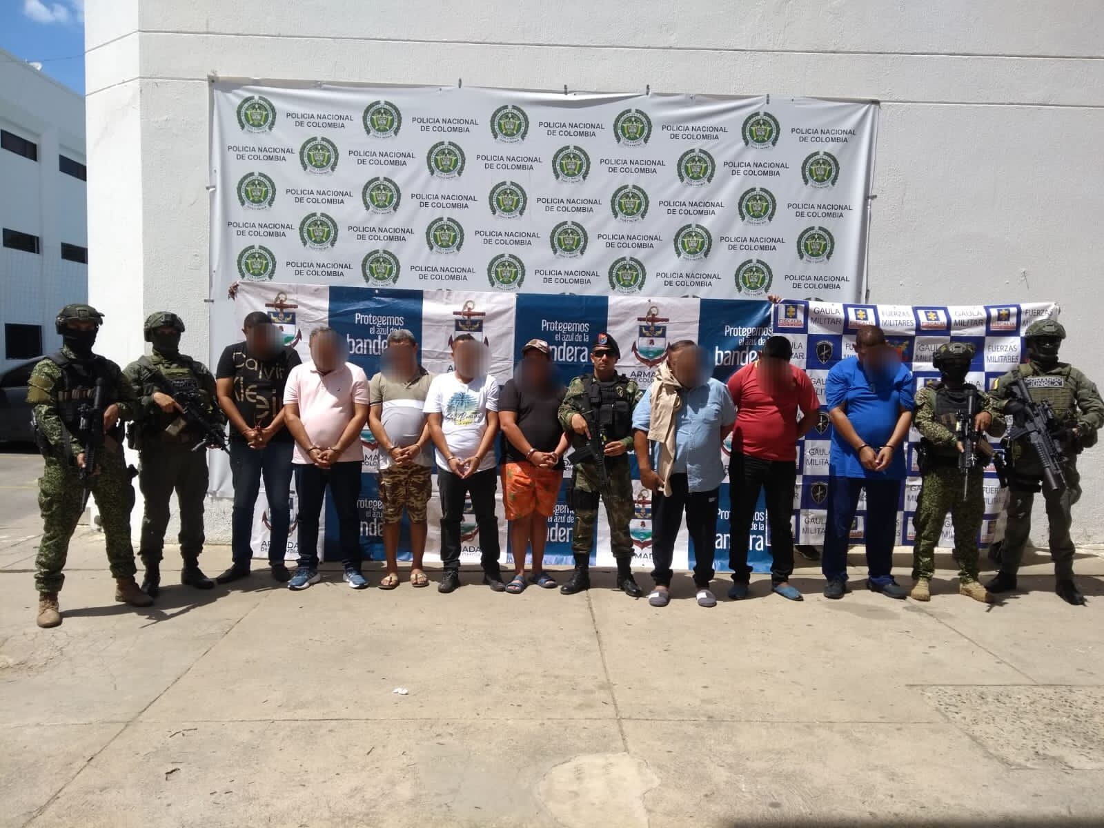 Capturados en operativos contra el narcotráfico en el Caribe./ Foto: Armada