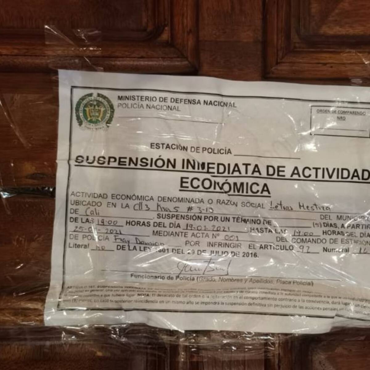 Un bar en San Antonio cerrado por incumplimiento del toque de queda
