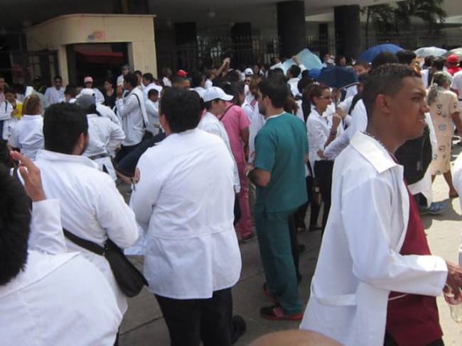 Santos sancionó ley de residentes médicos