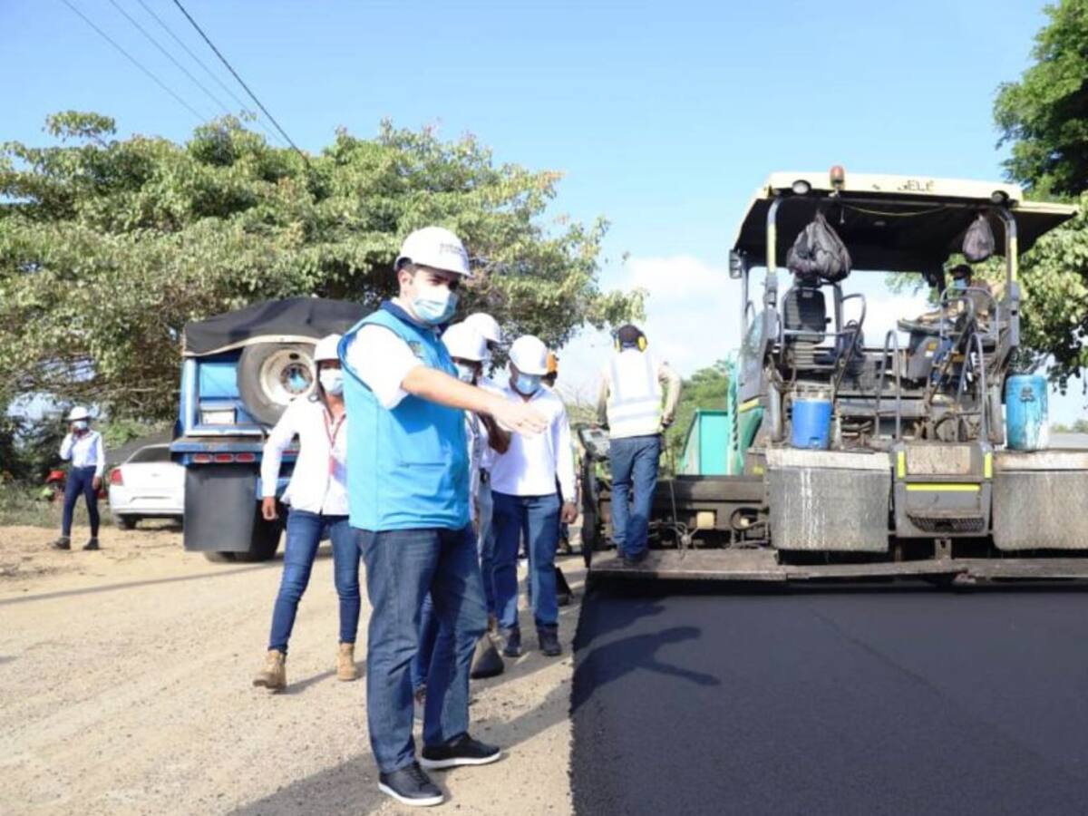 Obras de vía en Punta Canoa y Manzanillo avanzan en un 72%