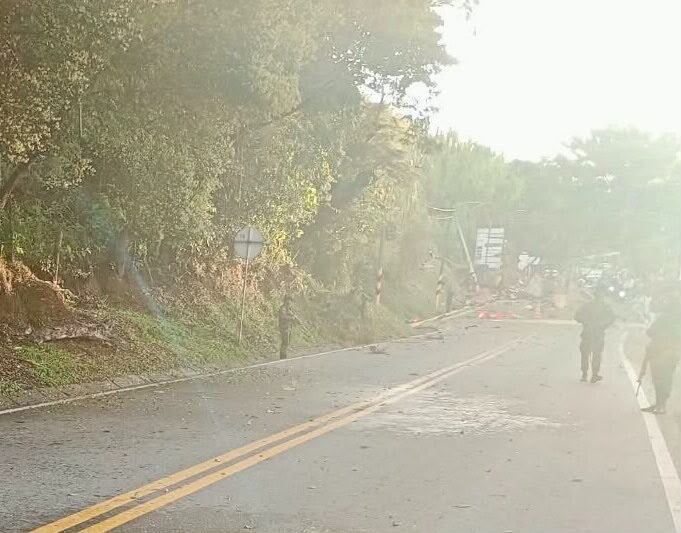 Explosión de vehículo acondicionado por disidencias