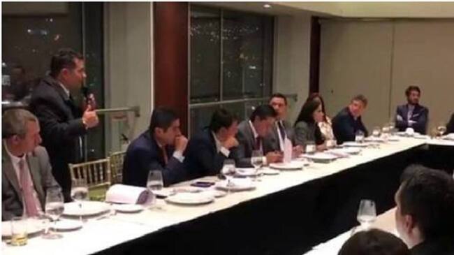 Más de 30 representantes electos se reunieron anoche con Cesar Gaviria y Humberto De La Calle.