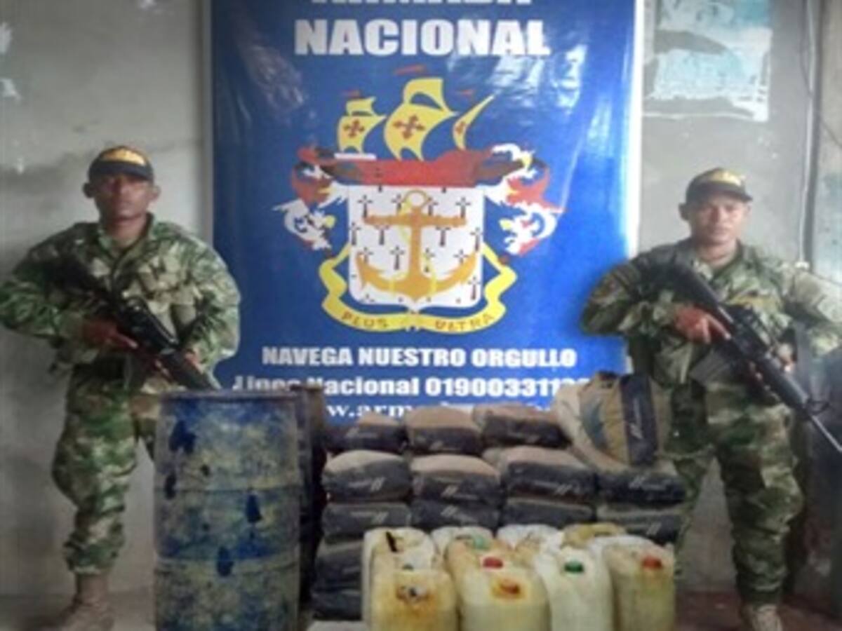 Armada Nacional incauta insumos para el procesamiento de coca en Bolívar