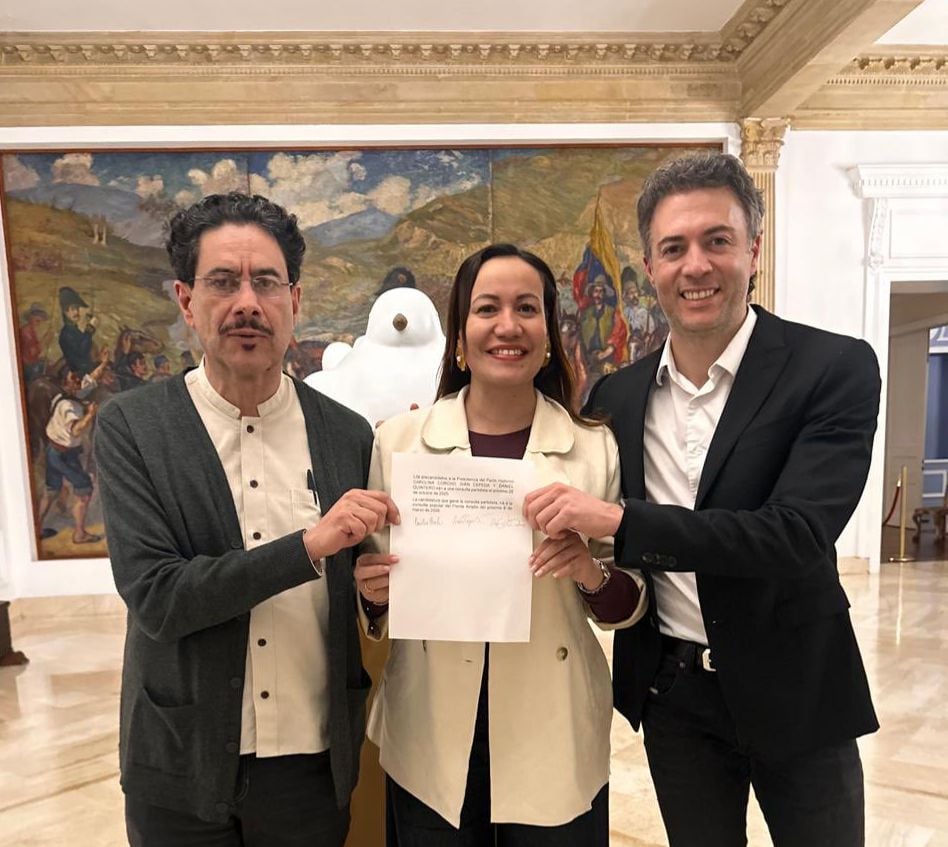 Iván Cepeda, Carolina Corcho y Daniel Quintero. Foto: Cortesía