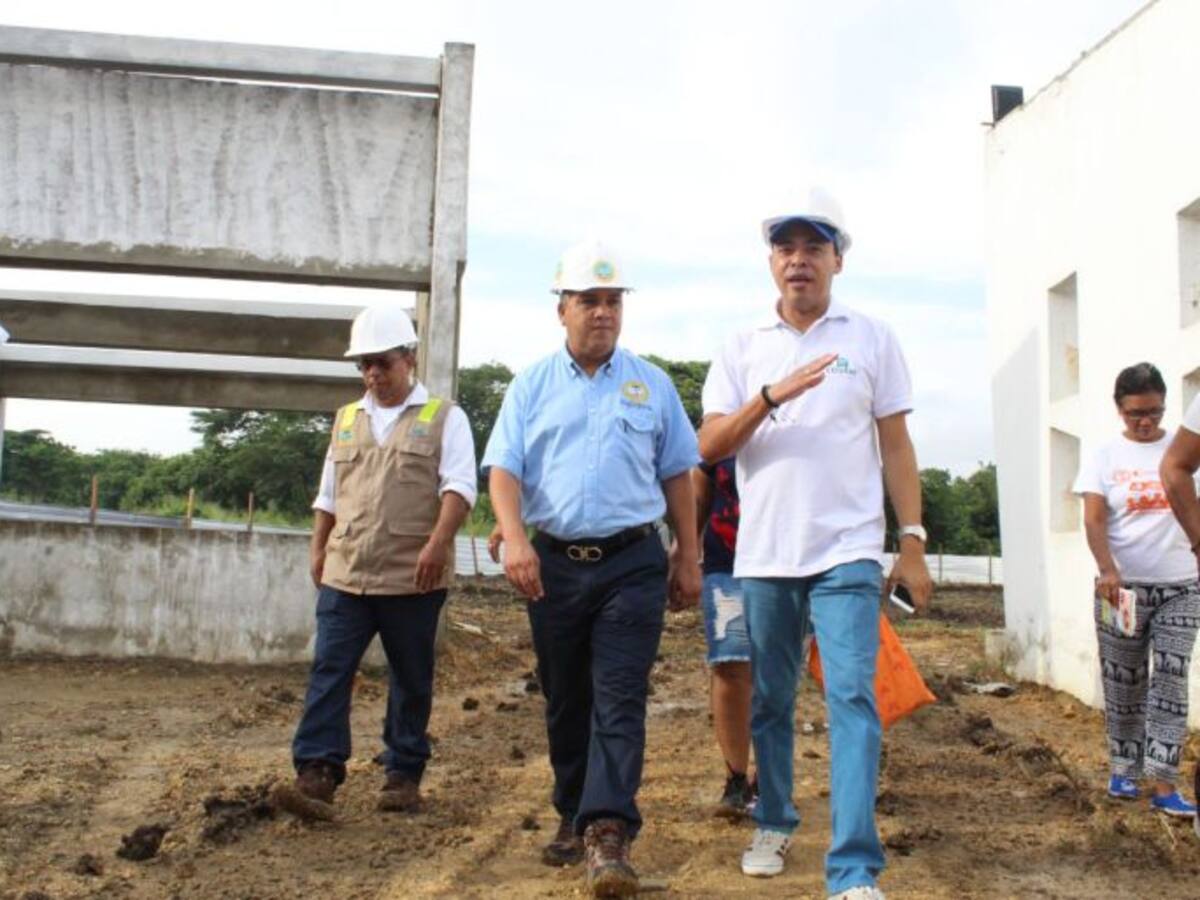 Alcalde de Cartagena inspecciona construcción del CDI de Flor del Campo