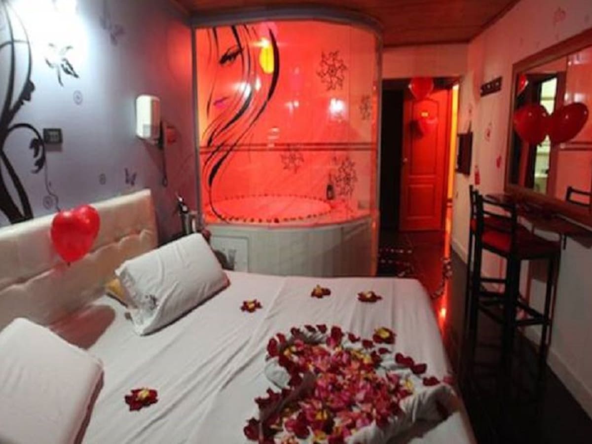 Moteles a punto de quiebra piden al Distrito poder reabrir