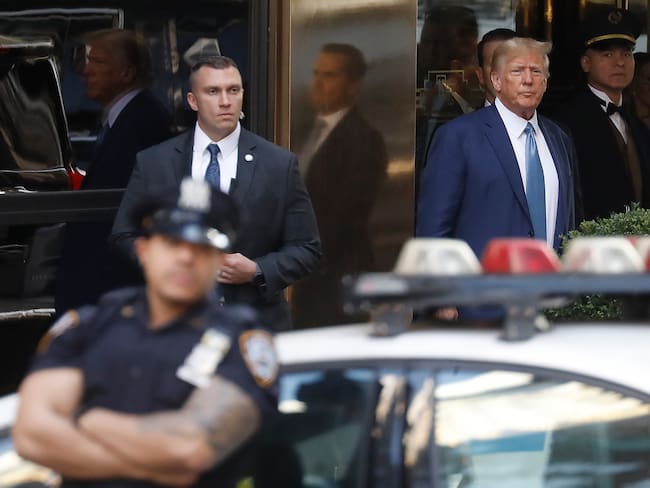 Trump regresa a Nueva York para comparecer ante fiscal por otro caso de fraude