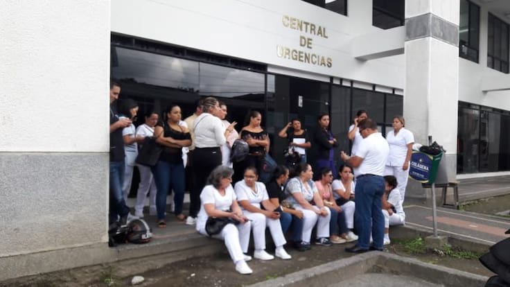 Trabajadores de clínica Esimed, Armenia protestaron por retrasos en pagos