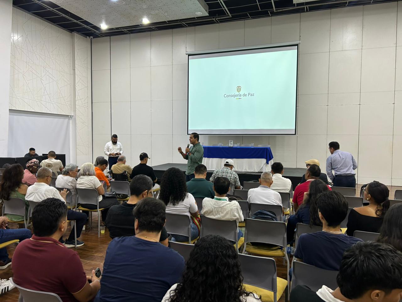 Evento del Gobierno y la academia. Foto: Caracol Radio.