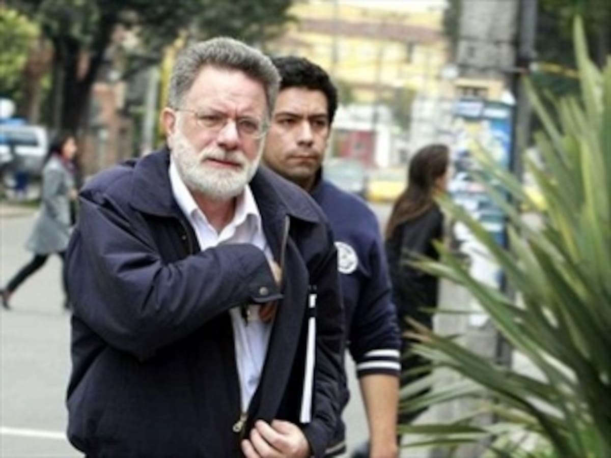 Restrepo sugiere al uribismo cambiar postura frente a proceso de paz