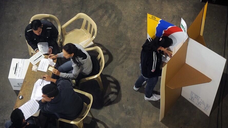 Según encuesta de firma Guarumo, Centro Democrático lideraría intención de voto en el país. Foto: Getty Images