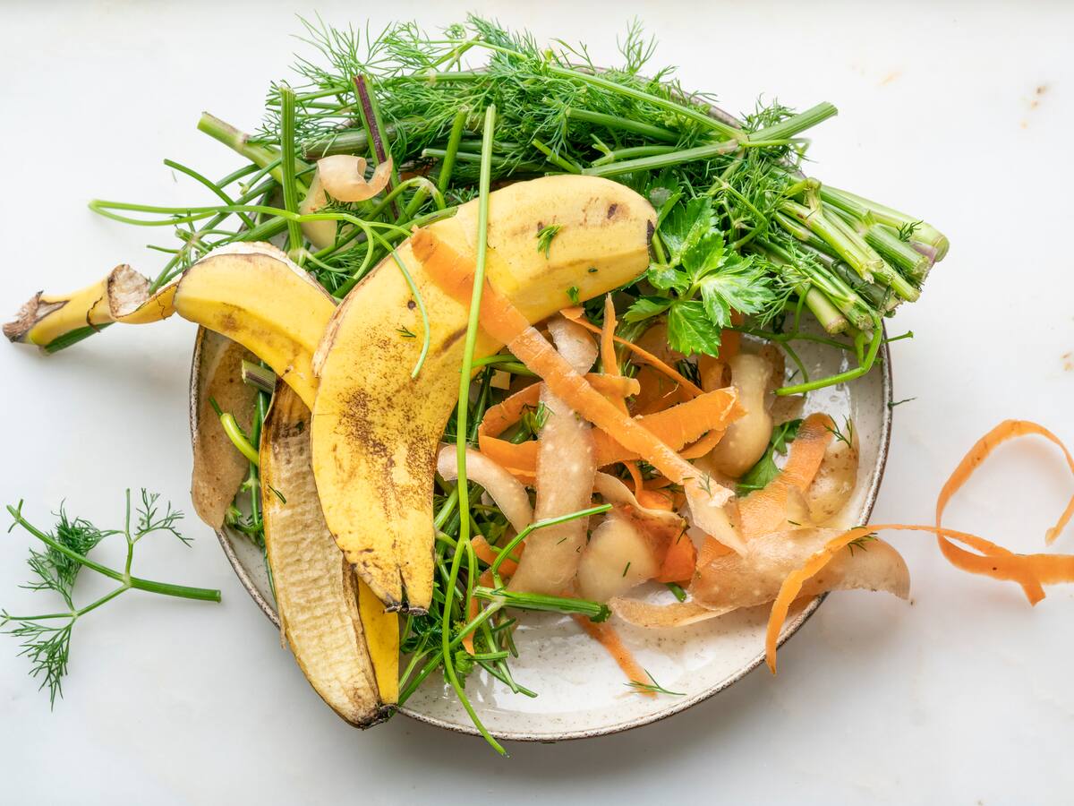 Estas son 7 de las cáscaras más saludables en frutas y verduras: muchos las desechan