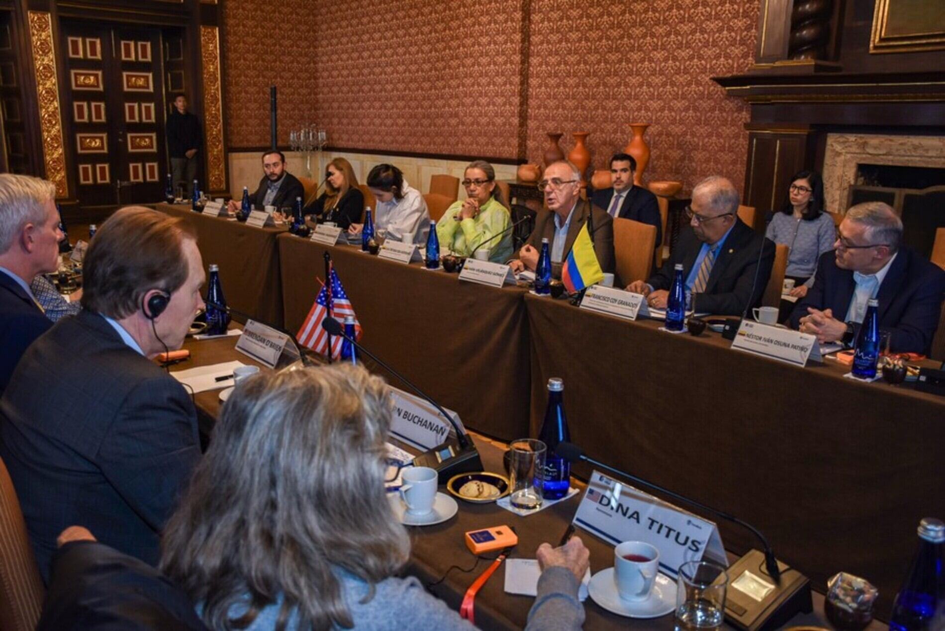 Los ministros de Justicia y de Defensa defendieron la política antidrogas del gobierno de Gustavo Petro frente a congresistas de Estados Unidos. (Cortesía - Ministerio de Defensa)