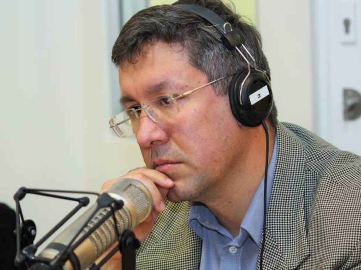 Es imposible que un medio se abstenga de reflejar lo que pasa en las redes: Solano