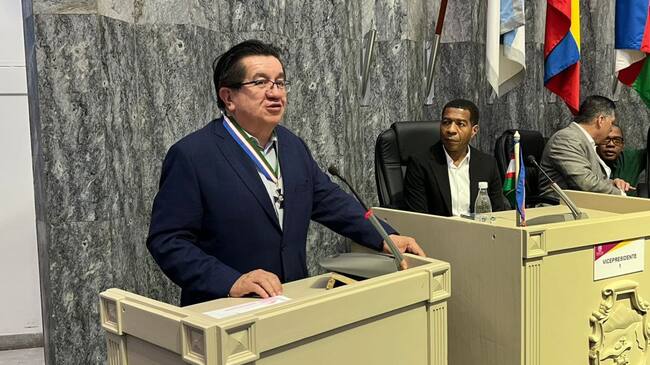 El Ministro de Salud, Fernando Ruiz