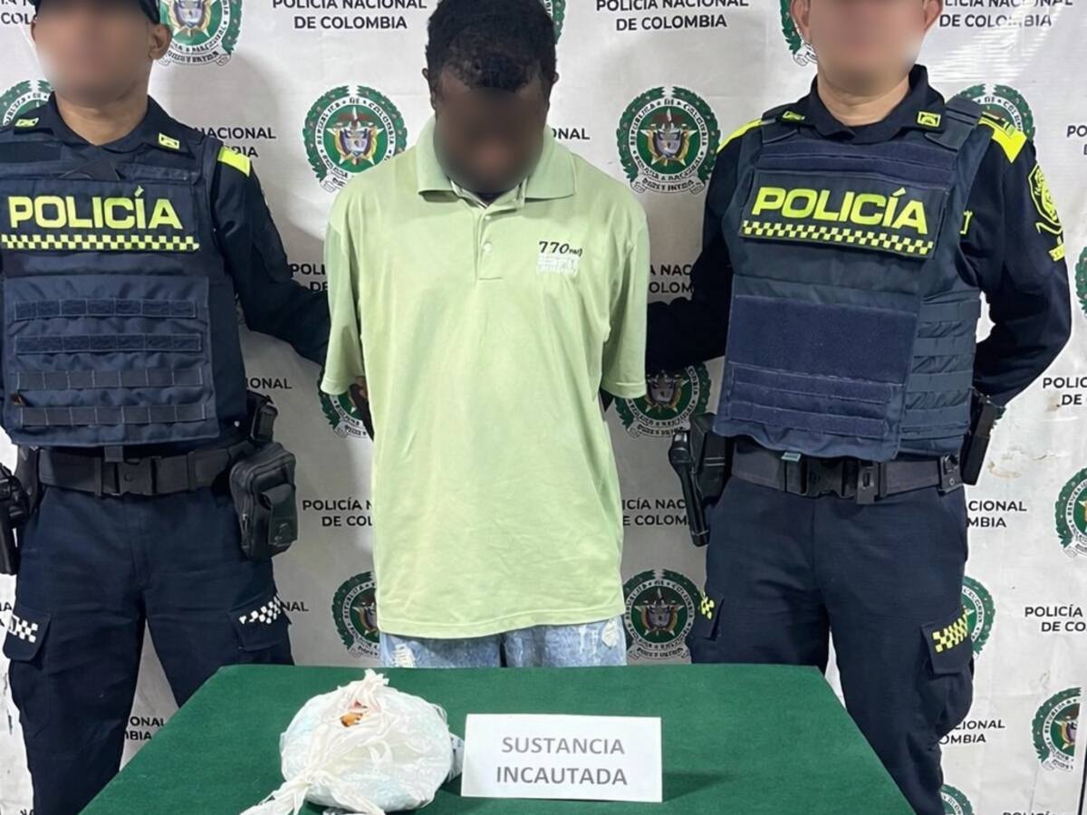 Cuatro capturados y 2 mil dosis de estupefacientes incautados en diferentes barrios de la ciudad