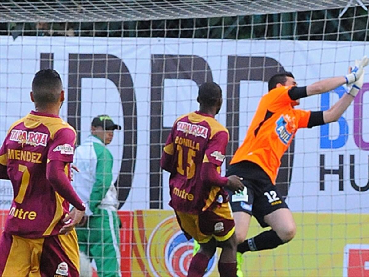 Ibargüen y Leichtweis le dan la primera victoria al Deportes Tolima