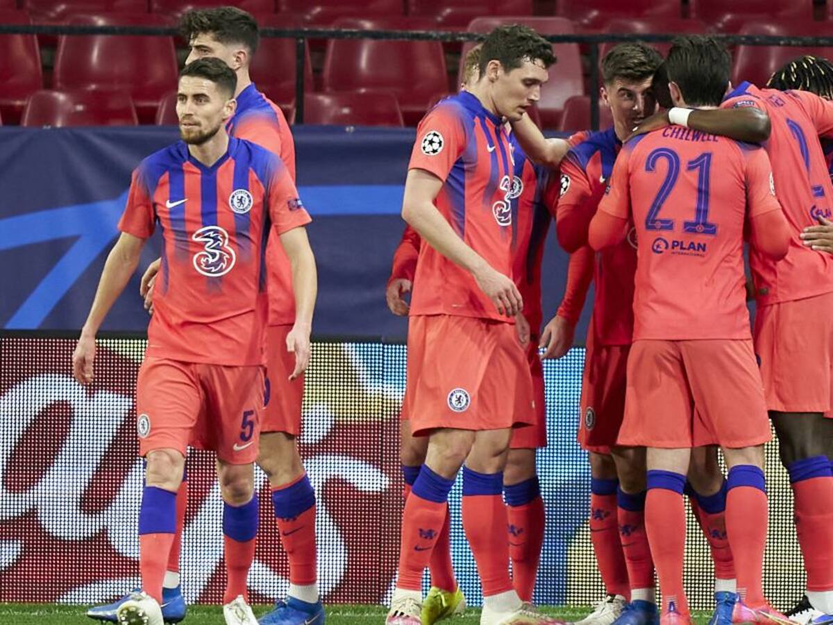 Chelsea pone un pie en las semis de Champions tras ganarle 0-2 al Porto