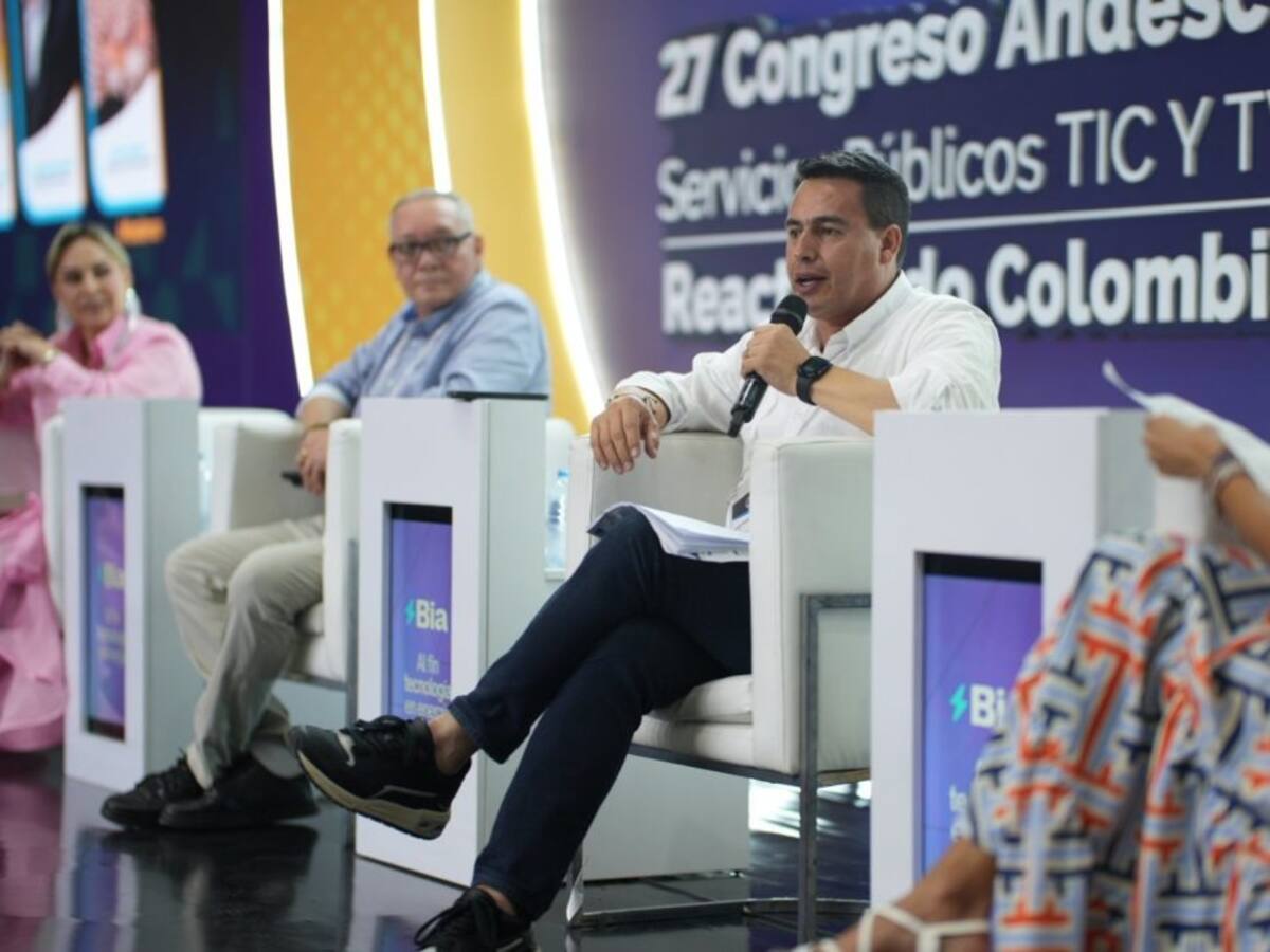 Desde las regiones se está sosteniendo el país: Jorge Eduardo Rojas Giraldo, en Congreso de Andesco