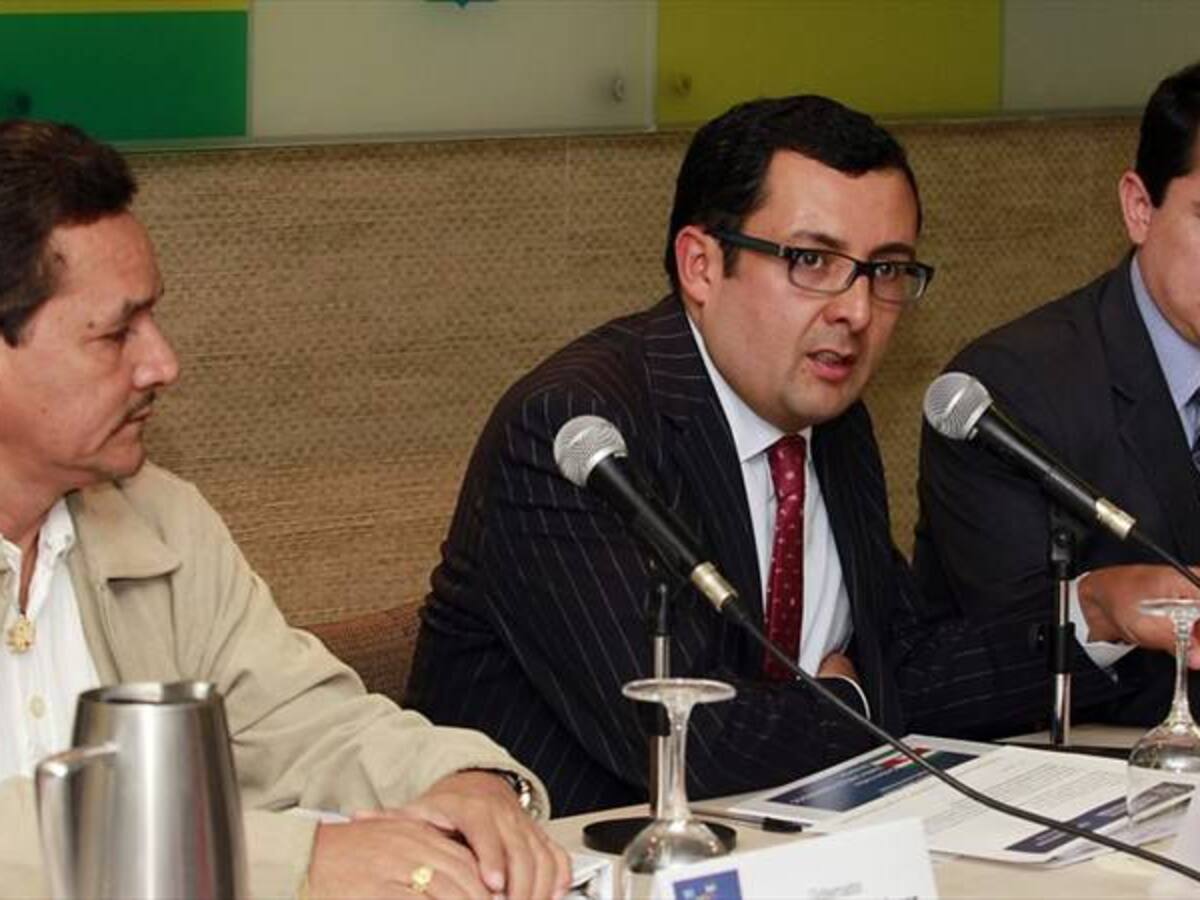 Juan Carlos Granados y un millón de dólares, en investigación contra Olano