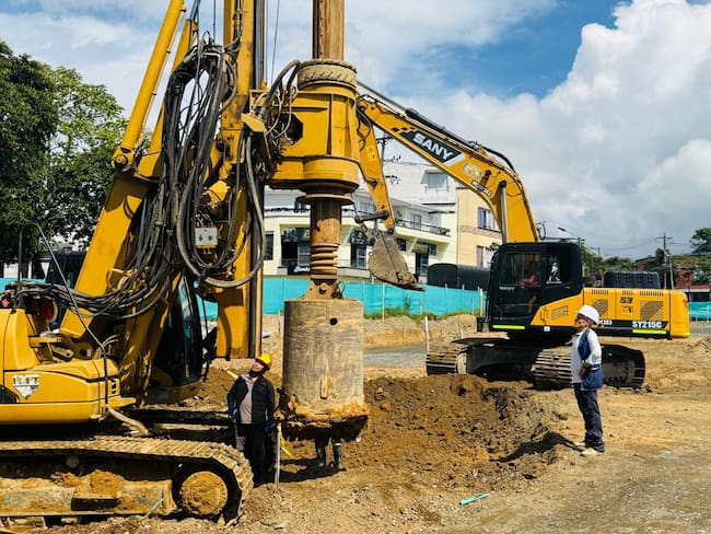 Iniciaron las obras de cimentación profunda en la Intersección Corales, vía clave para Pereira