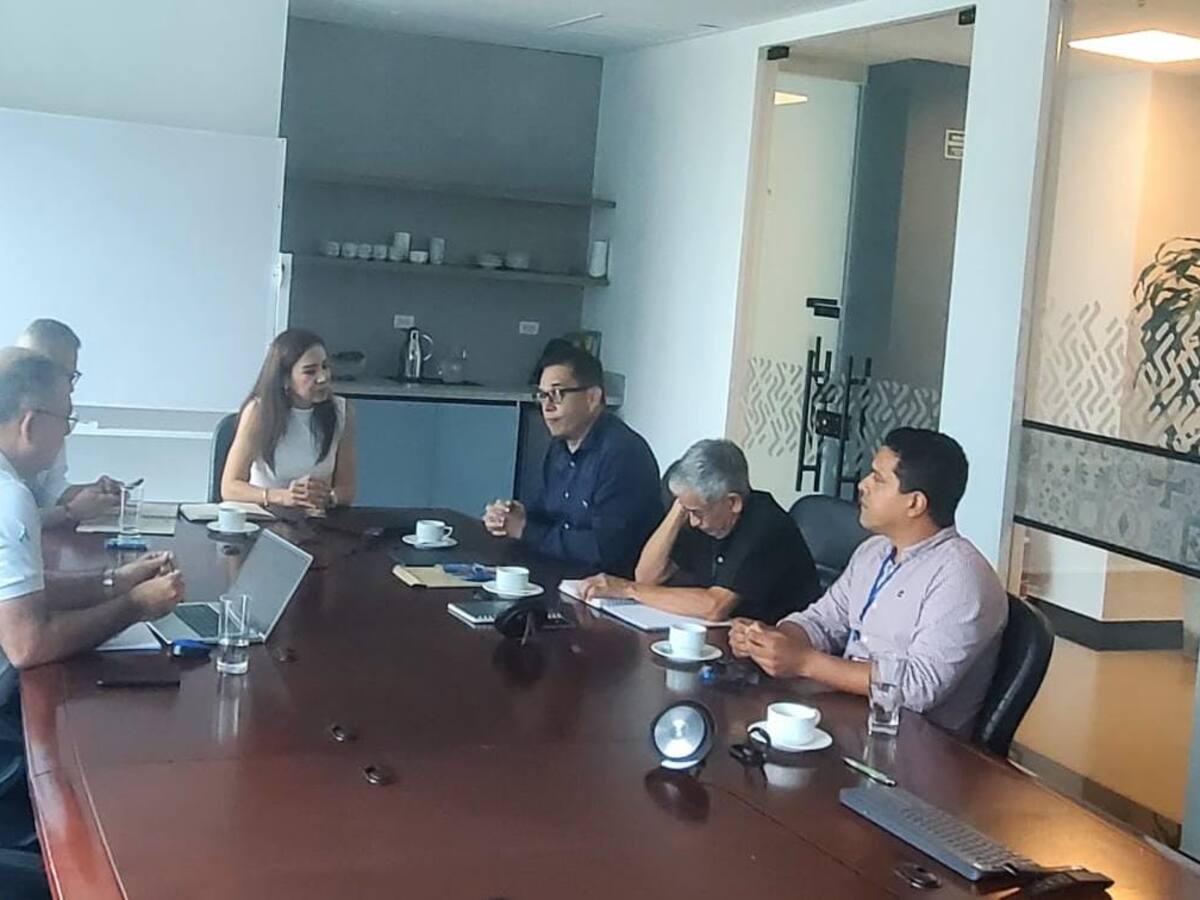 Air-e Intervenida y Aciem Atlántico fortalecen alianza para mejorar el servicio de energía