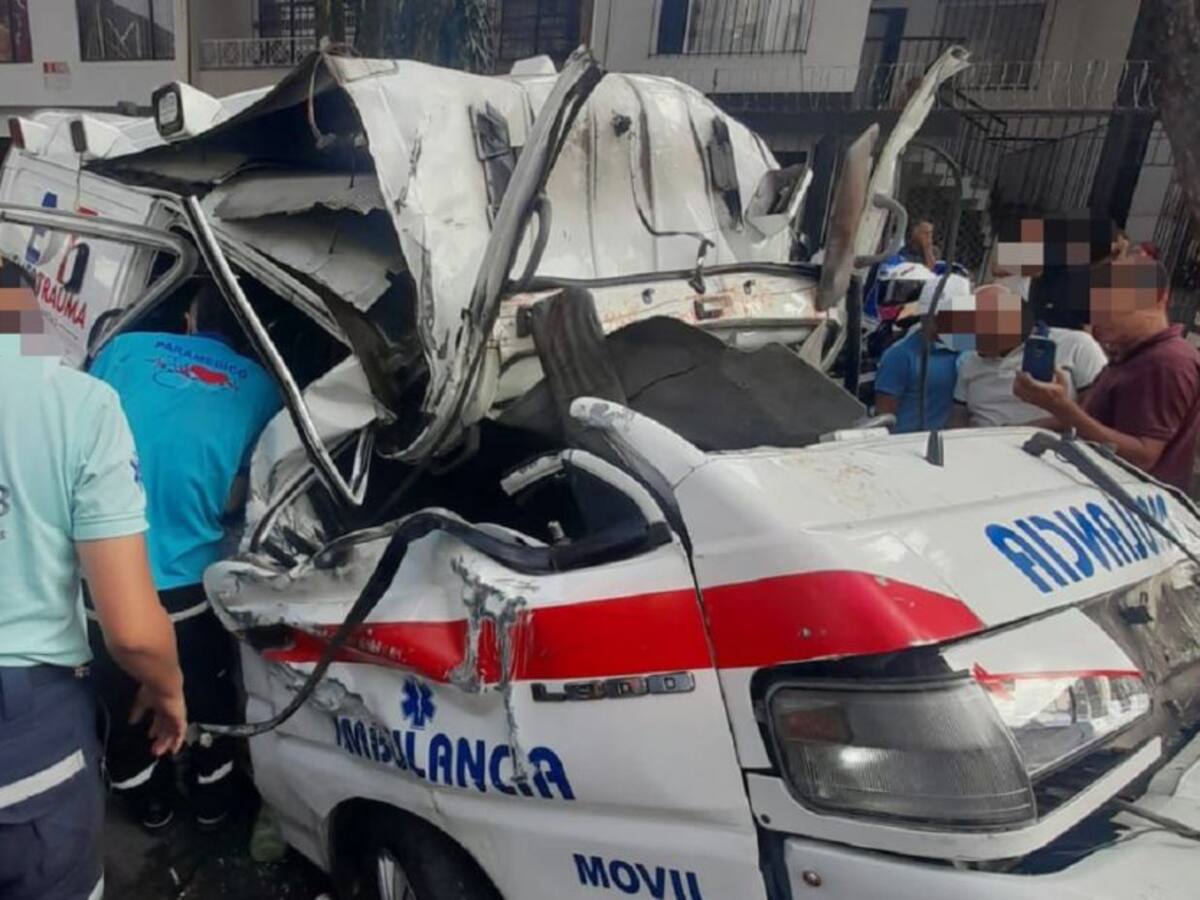 Accidente de ambulancias en Cali: Investigan 'guerra del centavo'