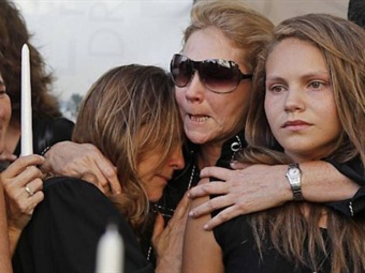 Familia de colombiano muerto por pistola Taser demanda a Policía de Miami
