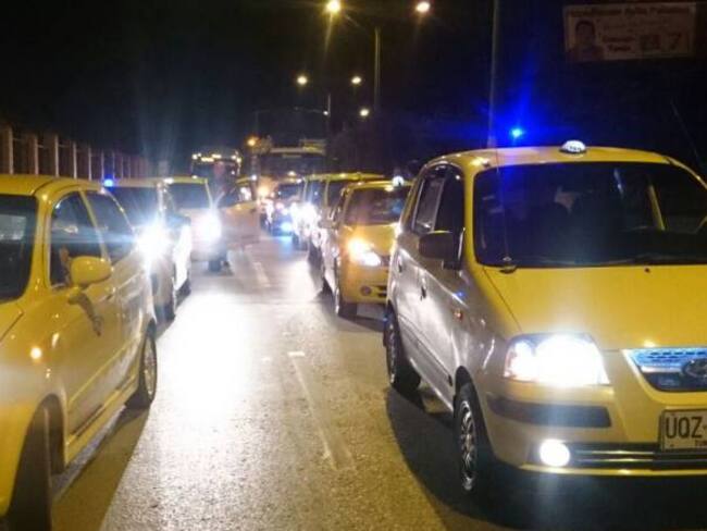 Taxistas demandarán pico y placa