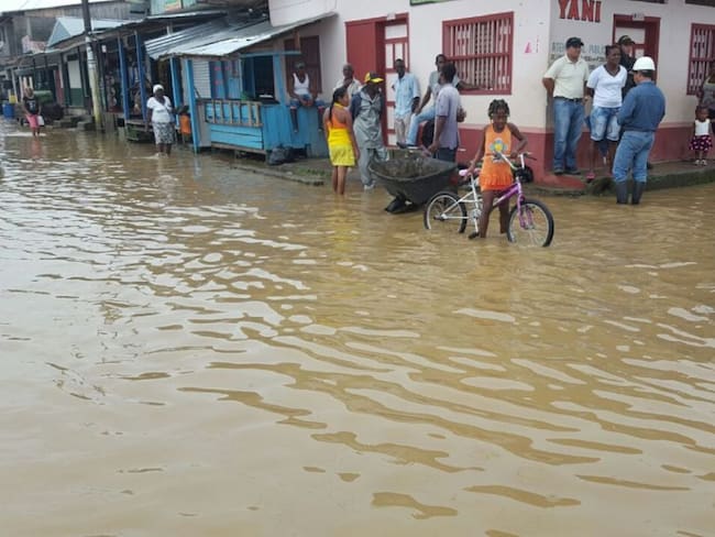 Cinco horas de lluvias dejan 8 barrios inundados en Turbo, Antioquia