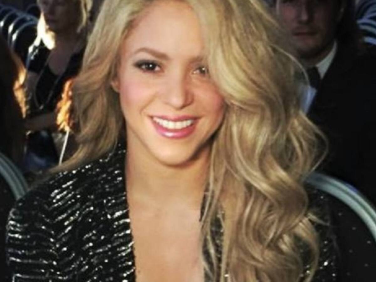 Shakira baila al ritmo del que sería su nuevo trabajo musical