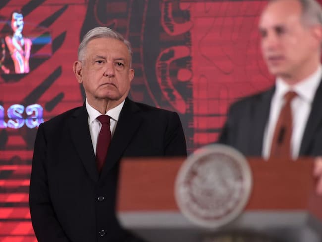 Regresan los escándalos de financiaciones ilegales a México