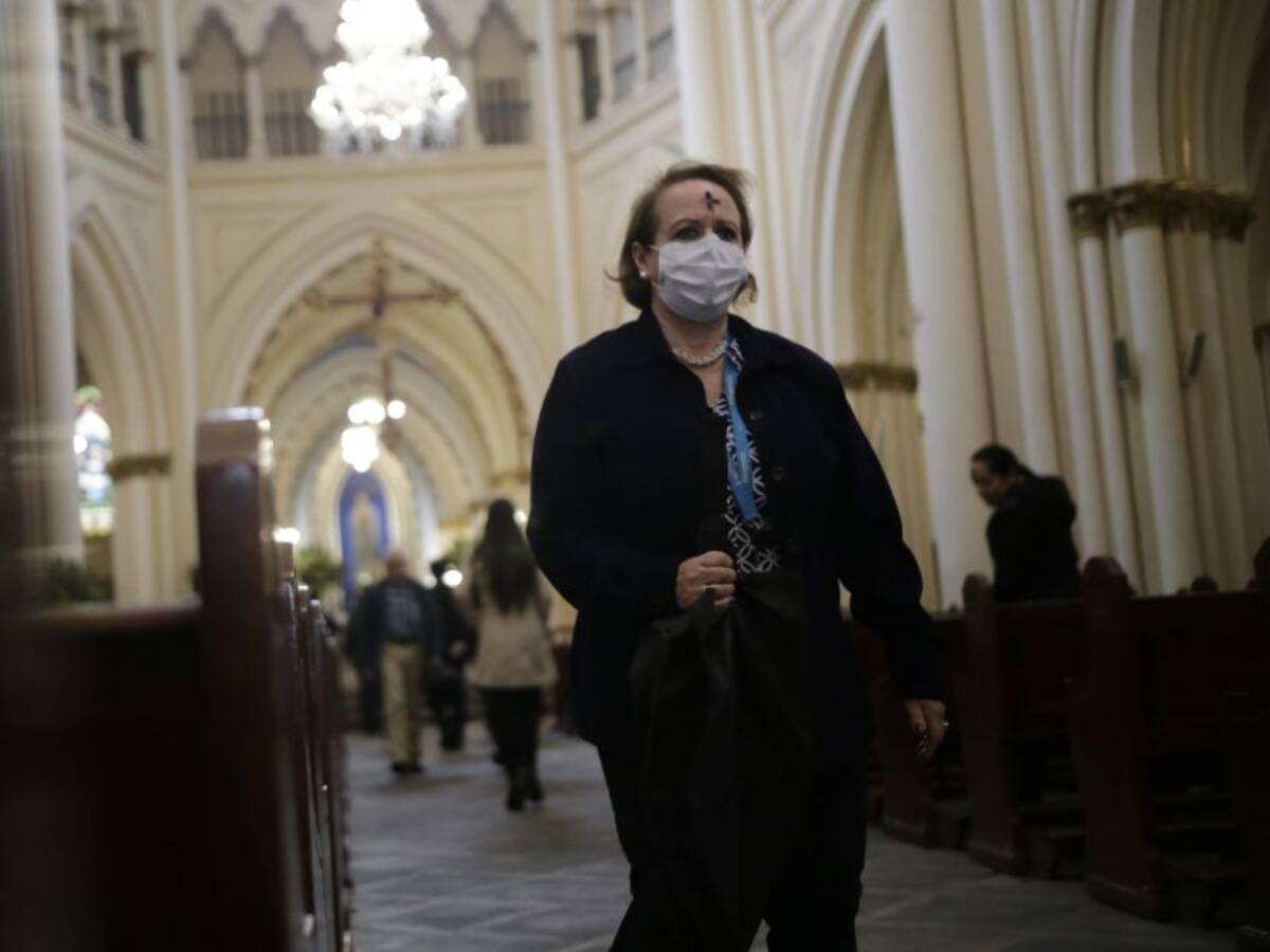 Padre Bustamante: “La orden es que las misas no duren más de una hora”