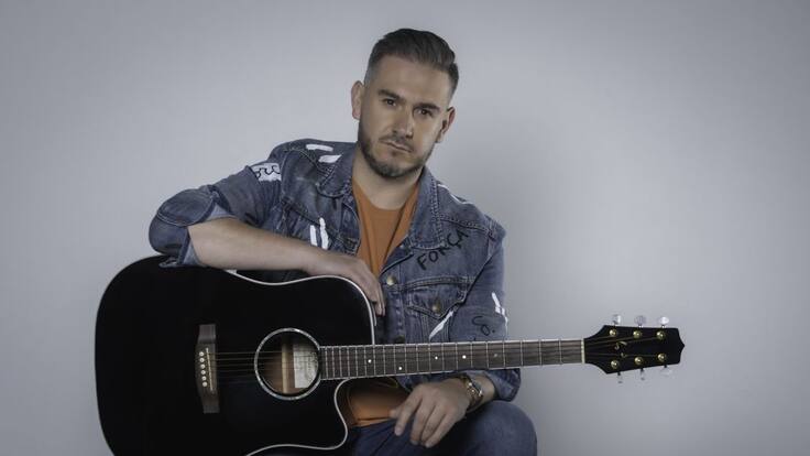 Ante la decepción amorosa Nico Ruíz canta “Que viva la tusa”