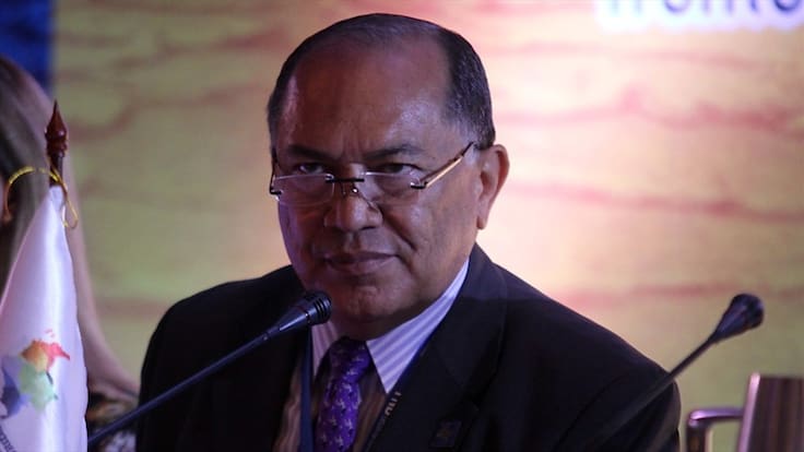 El problema es que el poder regulatorio lo tiene la CREG, no el Ministerio de Energía: exministro