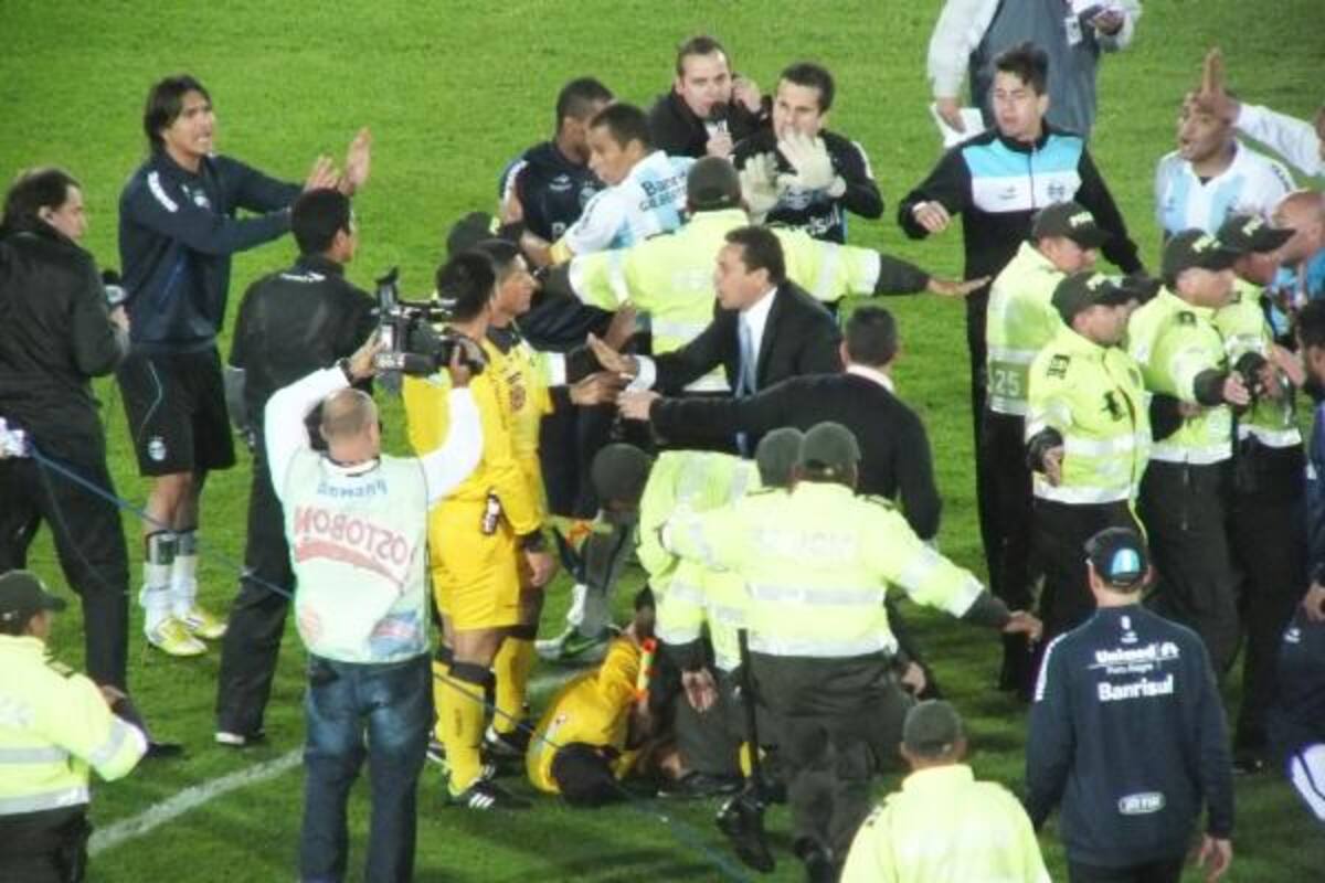Millonarios vs. Gremio