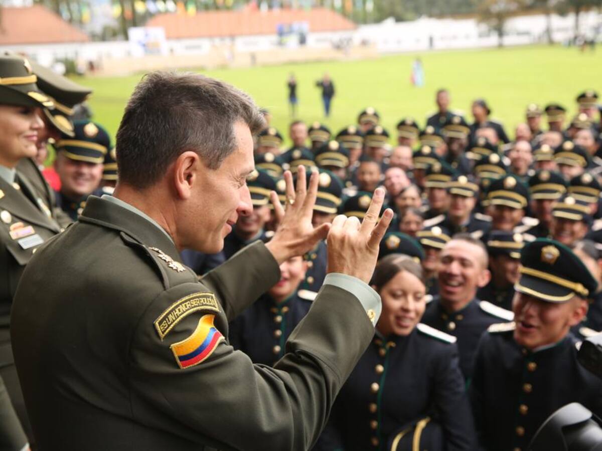 Más de 260 policías ascienden para reforzar la seguridad ciudadana