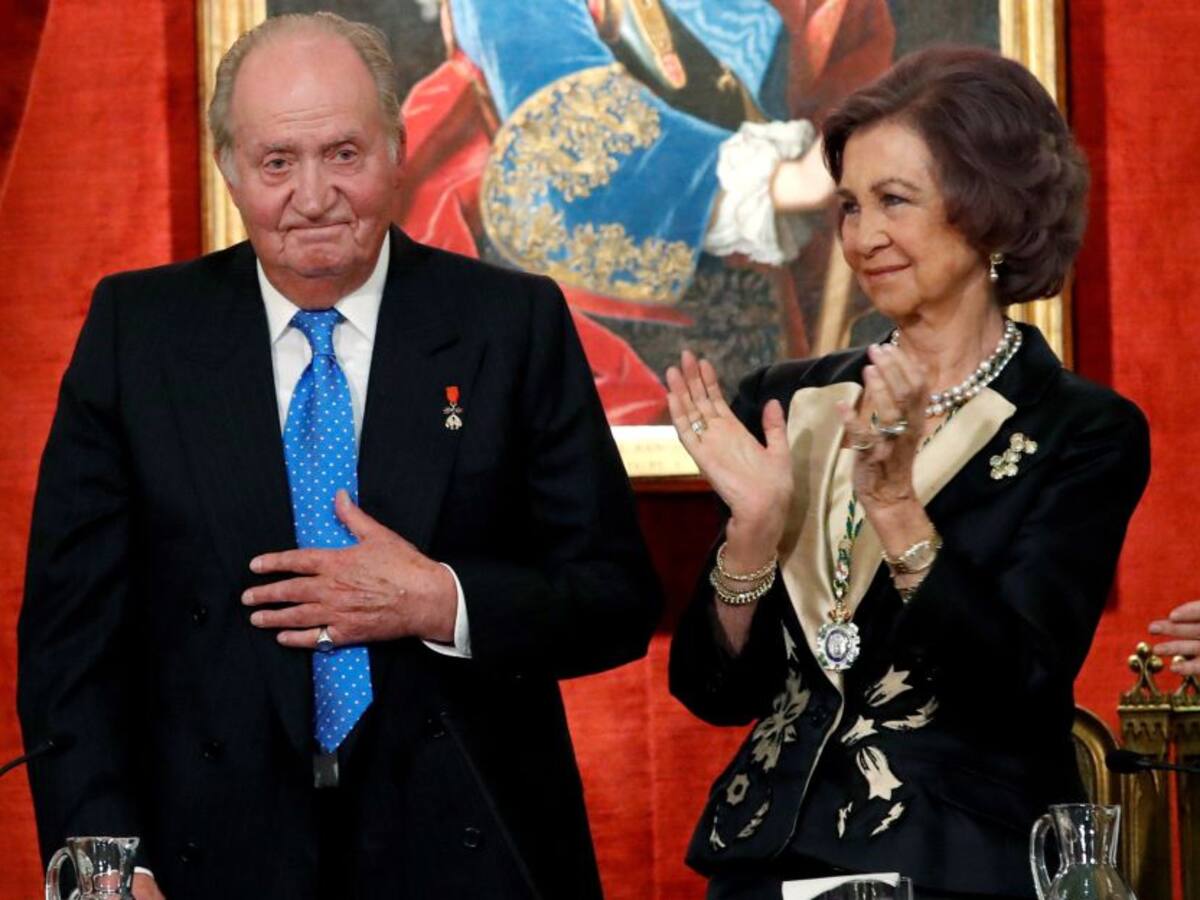 El exilio del rey Juan Carlos, ¿el inicio del fin de la monarquía española?