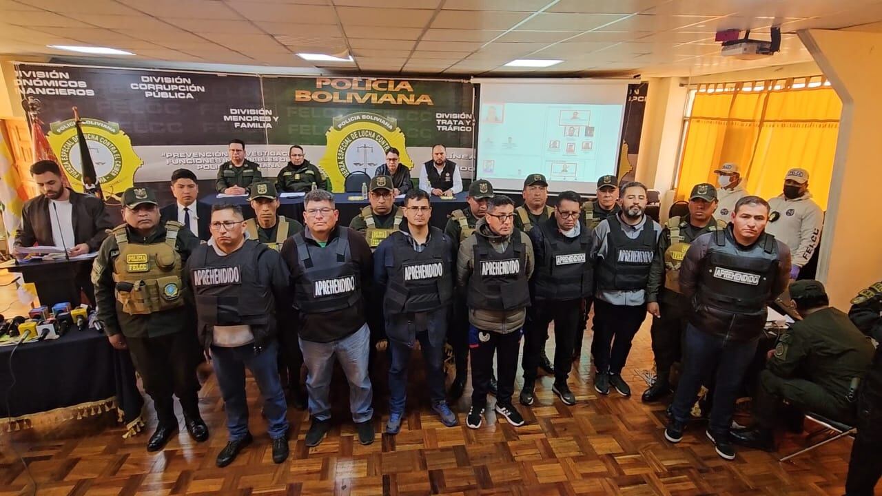 El gobierno de Bolivia informó que detuvieron a 17 personas involucradas en el intento de golpe de Estado.