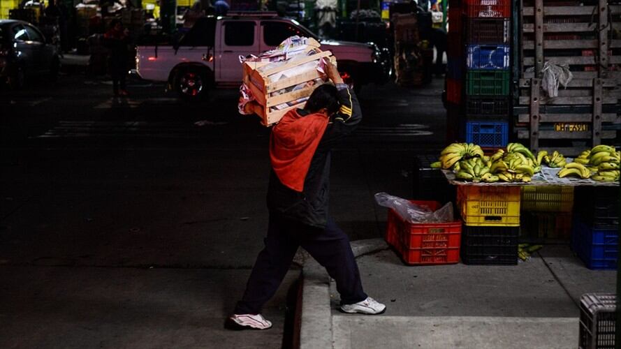 Sergio Zuluaga  señaló que muchas de las pequeñas empresas acuden a préstamos al no recibir oportunamente sus pagos  . Foto: Colprensa