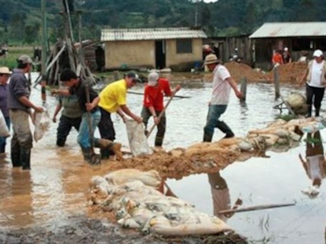 Gobierno traslada ayudas al Valle para enfrentar las lluvias