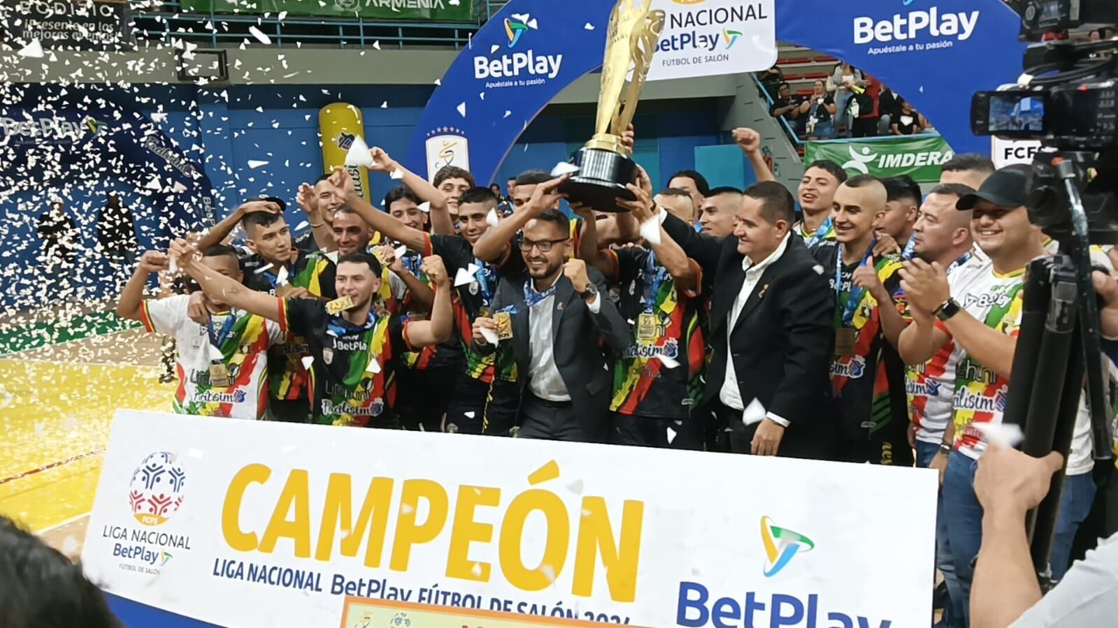 Caciques del Quindío, Campeón de la Liga Nacional de Fútbol de Salón, categoría B. Foto Adrián Trejos